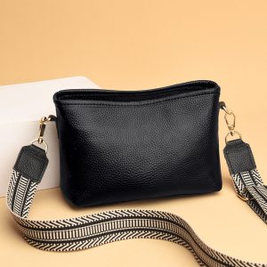 Bolso de piel, bolso de hombro, bolso versatil, bolso cruzado.